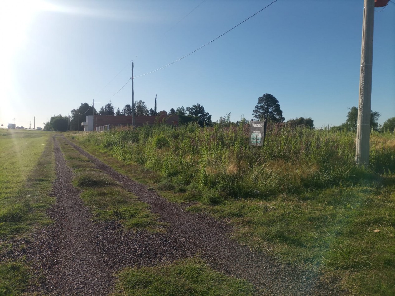 En VENTA. TERRENO sobre ruta nacional 12